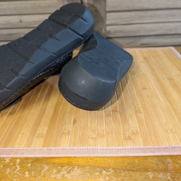 Women's Black Size 41/9.5 Wolky  Cyprus Mini Croco Printed Leather Slide Sandal - Picture 14 of 16